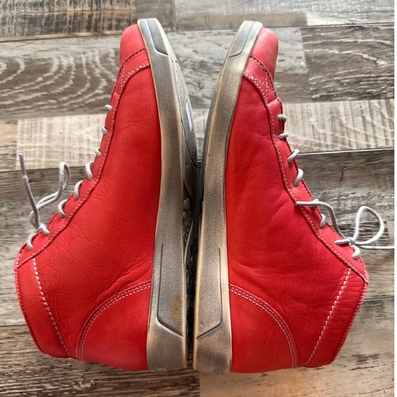 Cloud Aika Womens High Top Sneaker Shoe Red Leather 7.5 Comfort Easy On Side Zip - Picture 8 of 13